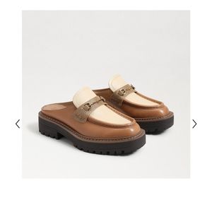 Size 9 Sam Edelman 
LENNON LUG SOLE MULE
Never worn